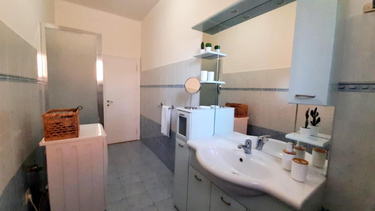 Accomodo Mit12 Trivano Linate Milan Bagian luar foto