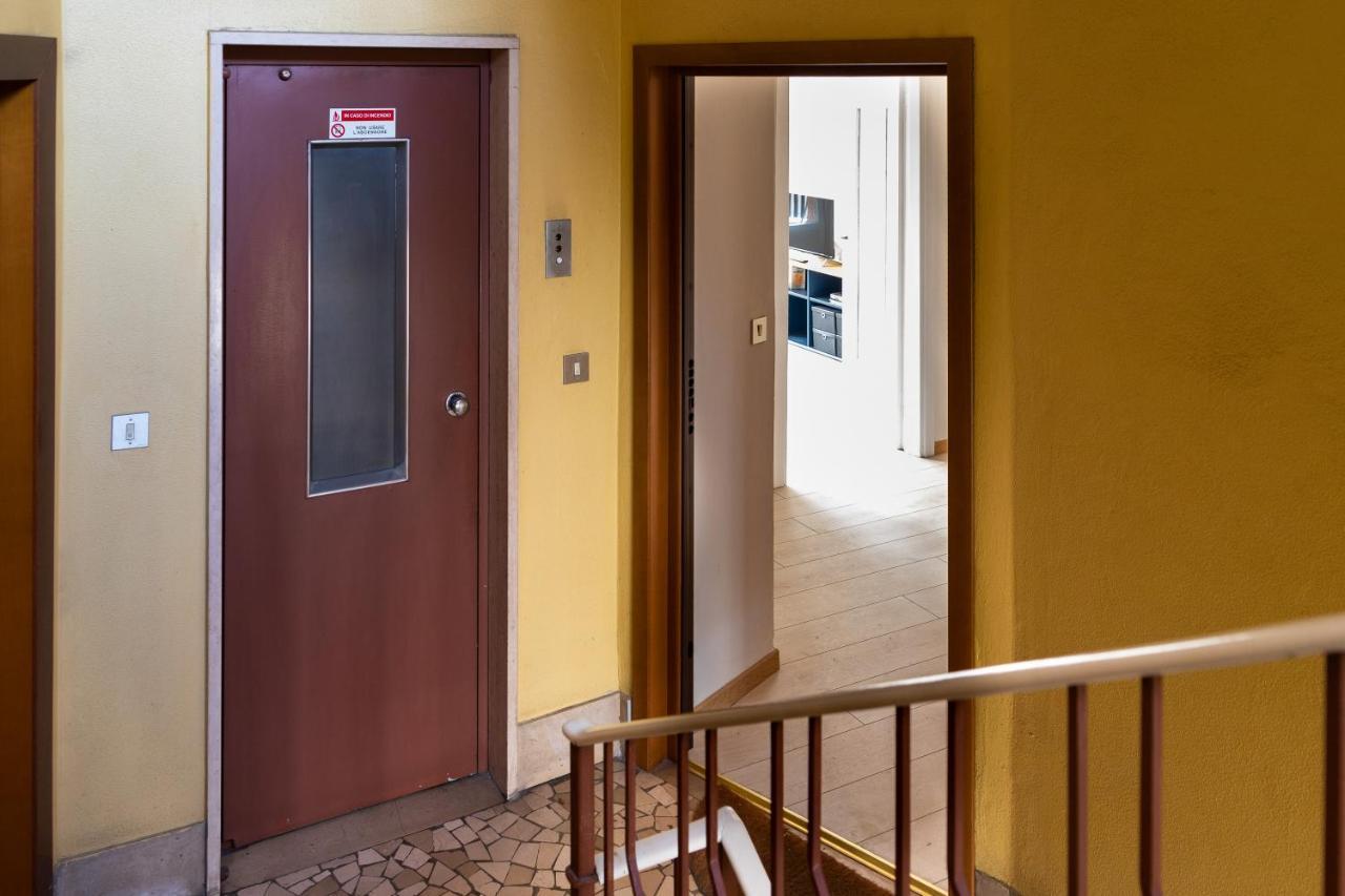 Accomodo Mit12 Trivano Linate Milan Bagian luar foto